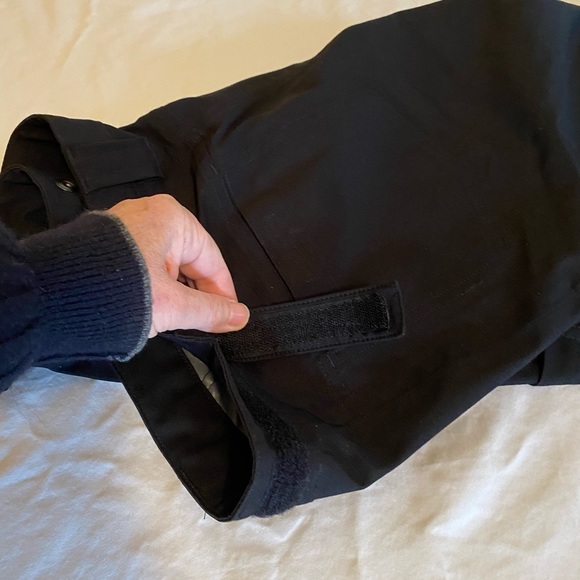 Boys size 18, never used, Gore-Tex style shell snow pant. Waterproof, breathable - Picture 5 of 5